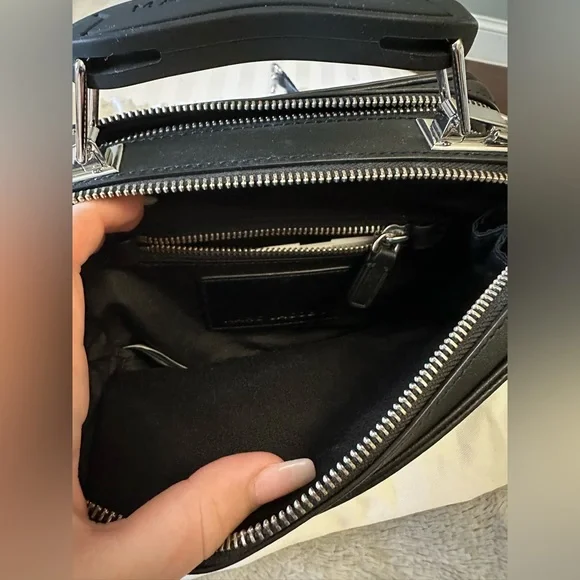 MARC JACOBS
Black 'The Textured Box' Bag - Picture 6 of 9